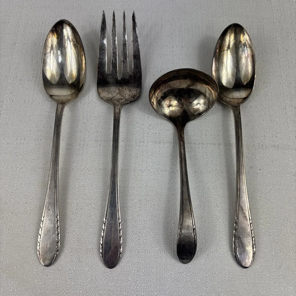 Vintage International Holmes & Edward's FIRST LADY Serving Utensil Set